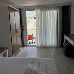 Hotell L'etro Maison Alacati 3*